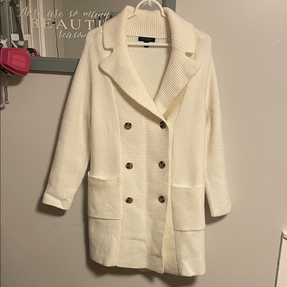 Ann Taylor White Knit Sweater coat size MP